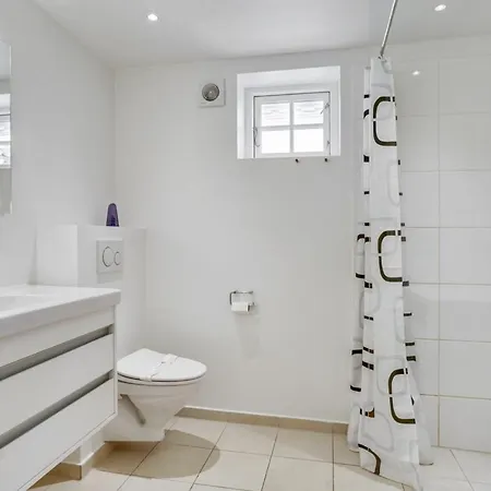 1 Skøn Og Lyst Indrettet I * Skagen